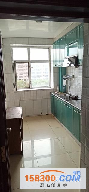 一中综合楼302室出售