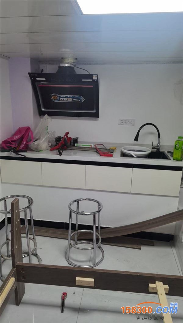 馨源小区房屋《出租出售》