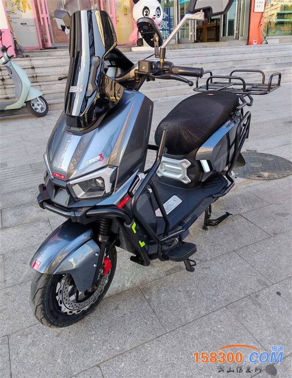 卖台铃封神火眼机甲3电动车