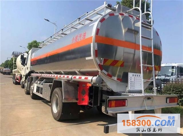 玉柴240马力东风铝合金油罐车 运油车大减价